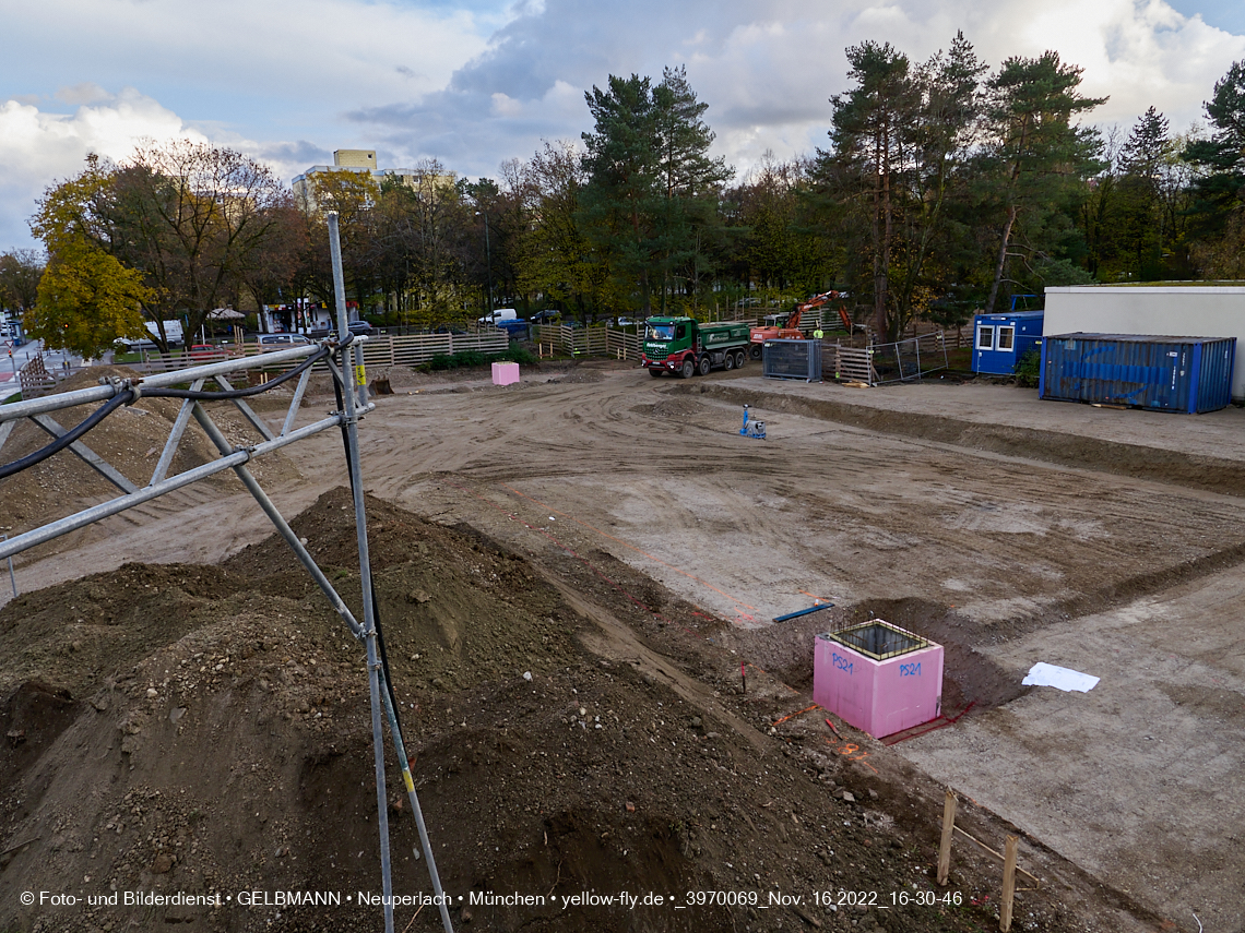 16.11.2022 - Baustelle an der Quiddestraße Haus für Kinder in Neuperlach